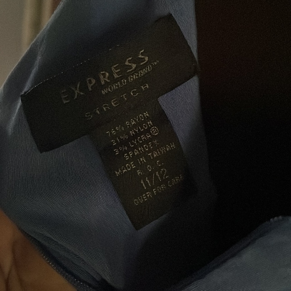 EXPRESS CASUAL DRESS - Picture 5 of 6